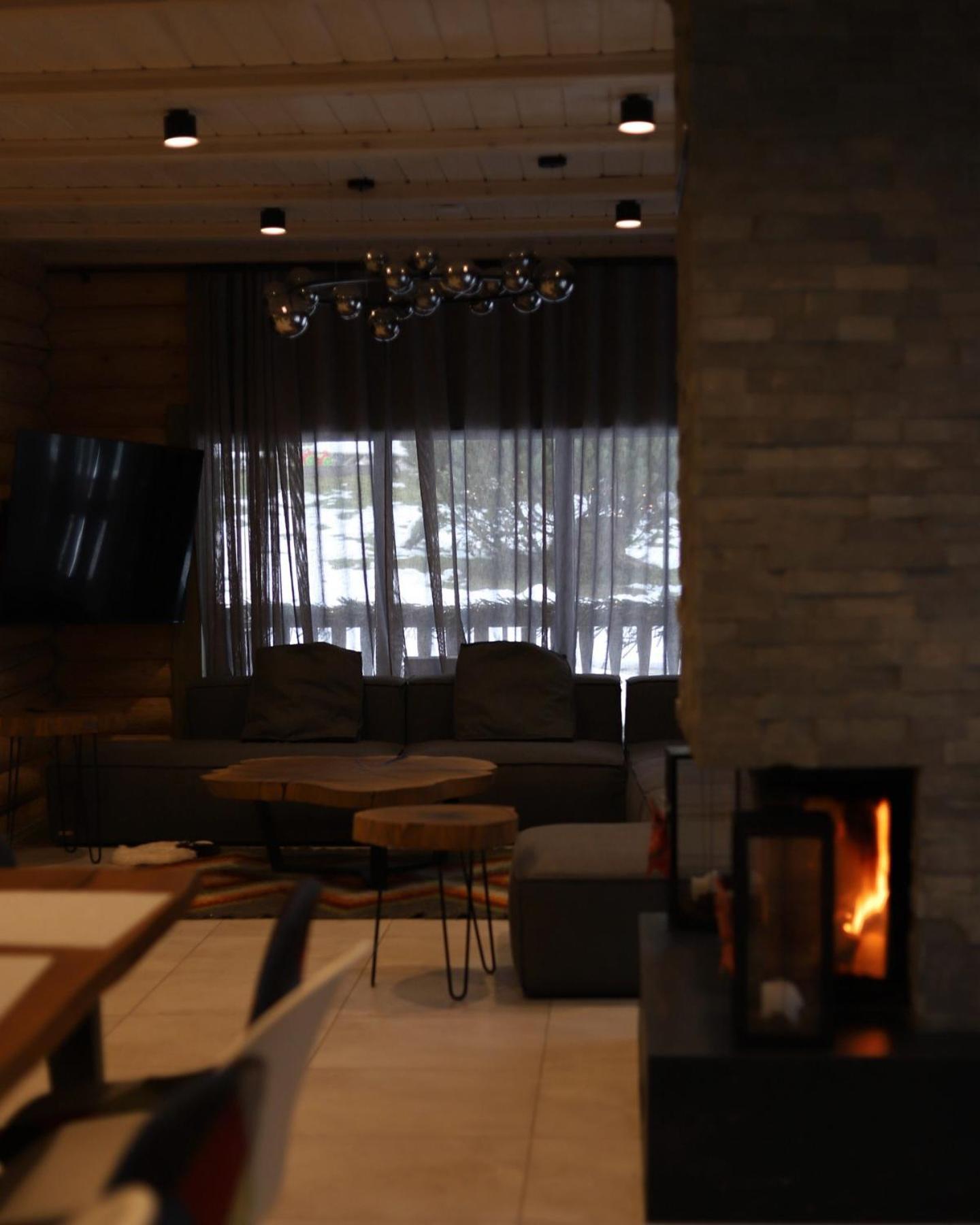 Chalet маєток ліс і гори *